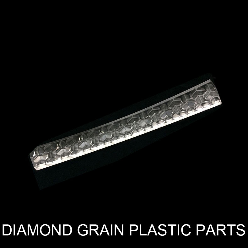 diamantni zrnati plastični deli