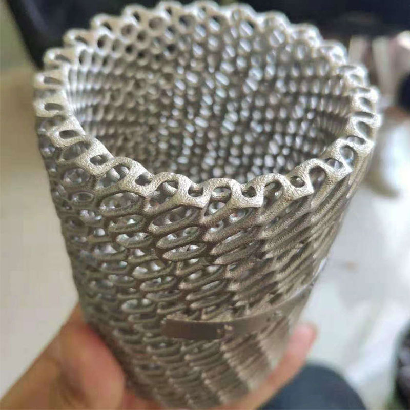 3D inprimatzeko metalezko auto piezak