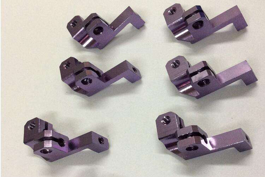 Produksi precision jeung ngolah punches baja tungsten custom pikeun dagang asing