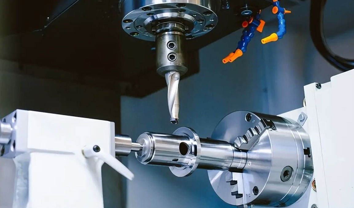 Automation of CNC (Computer Numerical Control) machining sites 